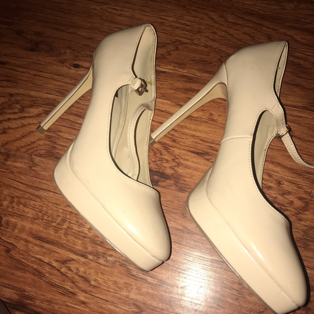 Nude platform heels